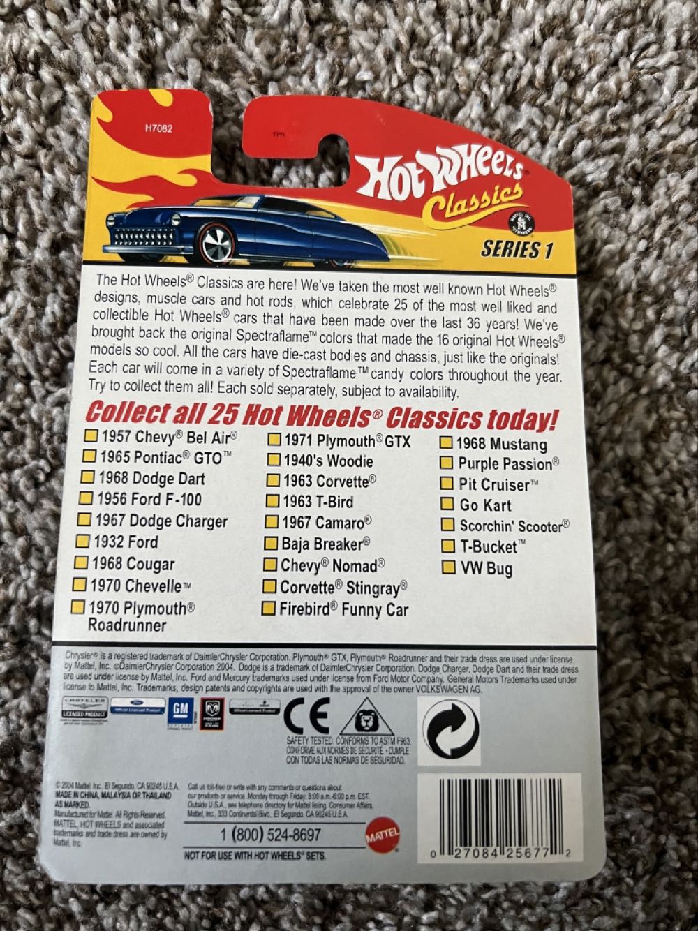 Corvette Stingray - Mattel (Hotwheels Classics Series 1) action figure collectible - Main Image 2