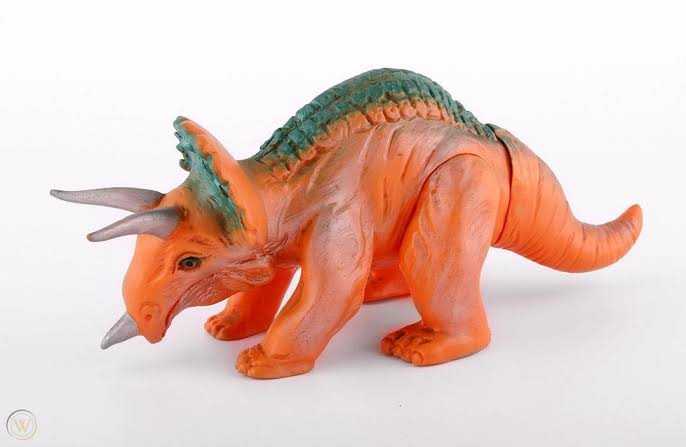 Triceratops - Marusan (One Million Years BC) action figure collectible - Main Image 1