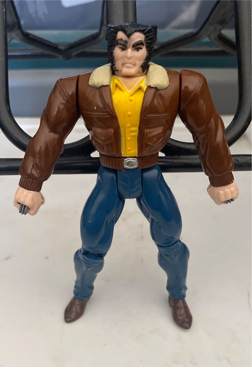 Wolverine - Marvel Toy Biz action figure collectible - Main Image 2
