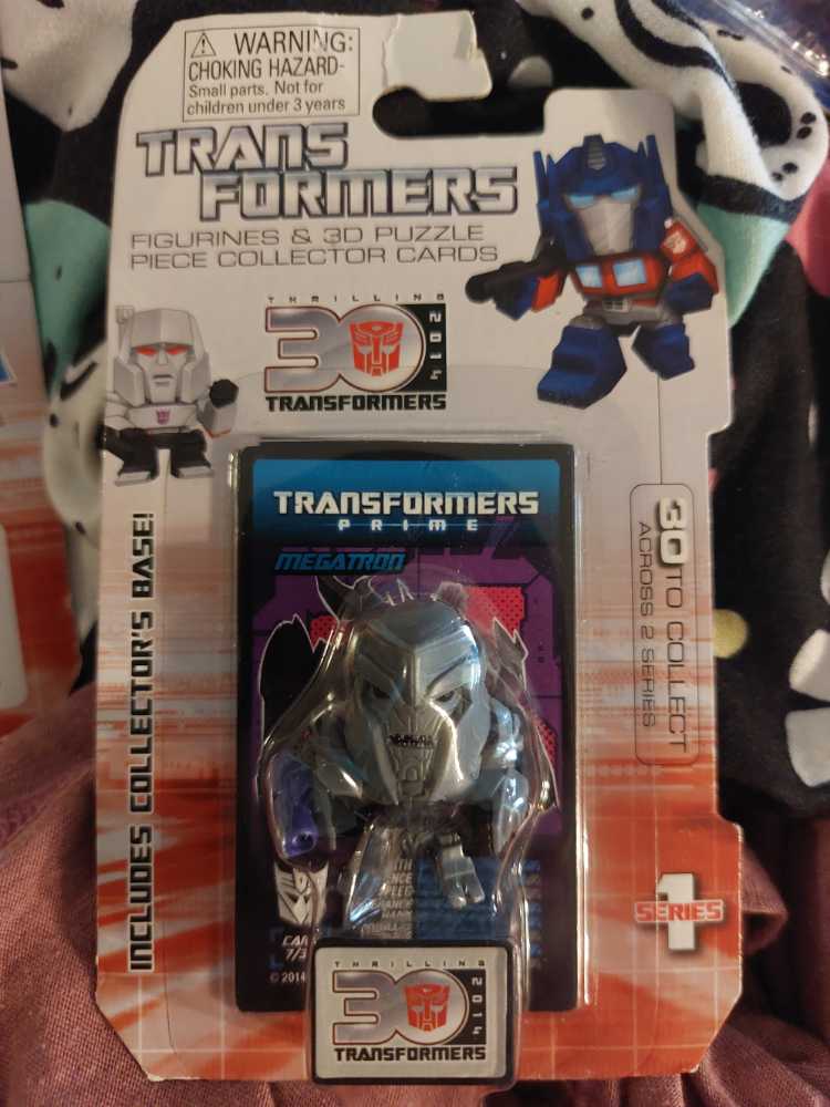 Soundwave Hasbro Transformers Figurines & 3d Puzzle Piece Collector Card & Prime Cards Figurine 30th Series 1 Megatron Mini Starscream Anniversary  New Of Anniv New Pack - Hasbro (Transformers: Thrilling 30) action figure collectible [Barcode 817724010020] - Main Image 2