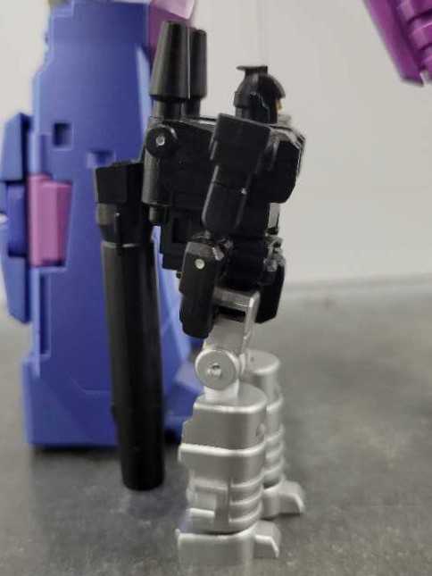 Nightstick FT-29 With Quietus Cyclonus Targetmaster - Fanstoys (Masterpiece 1986) action figure collectible - Main Image 2