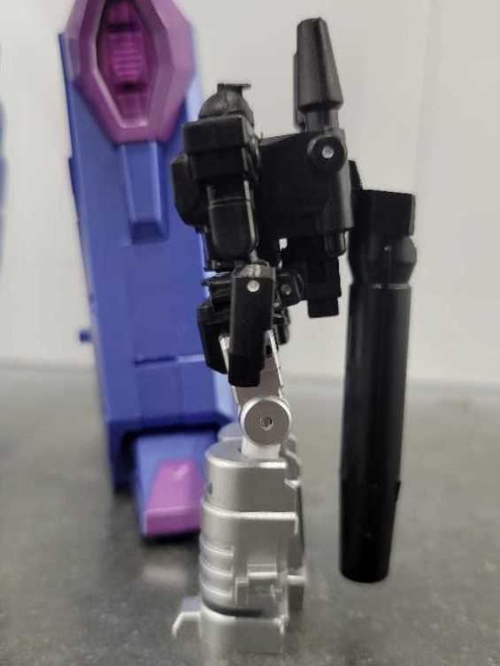 Nightstick FT-29 With Quietus Cyclonus Targetmaster - Fanstoys (Masterpiece 1986) action figure collectible - Main Image 4