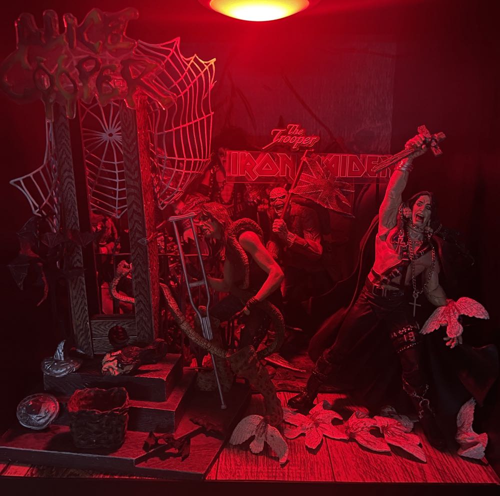 _MONSTER HOUSE (3RD FLOOR) - ATTIC - STeve Teetor action figure collectible - Main Image 2