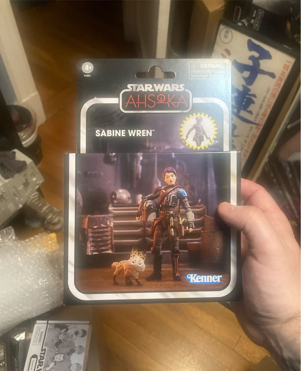VC Deluxe- Sabine Wren - Hasbro (Star Wars: Ahsoka) action figure collectible [Barcode 5010996169761] - Main Image 4