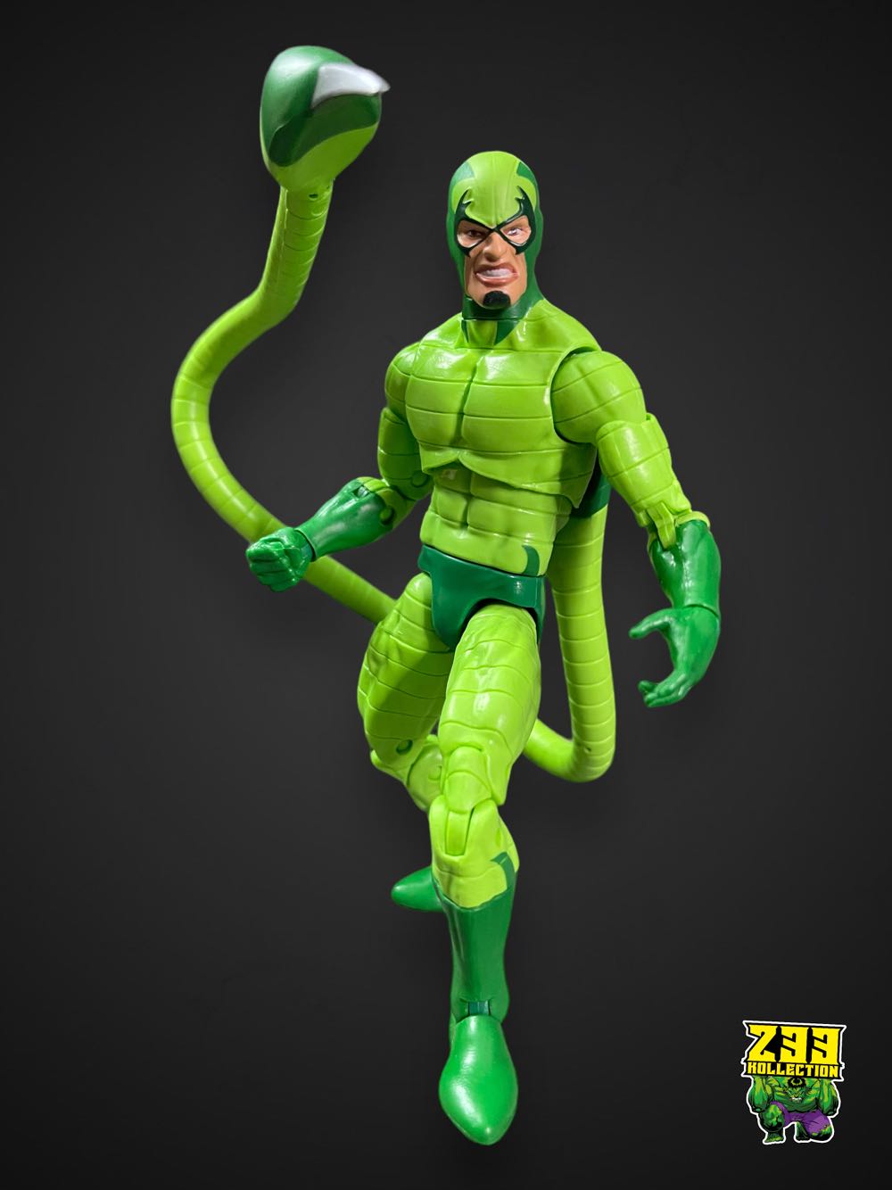 Marvel Legends (2011-????) (Retro08x10) Lizard - Hasbro (Marvel Legends Retro Spider-Man) action figure collectible - Main Image 2