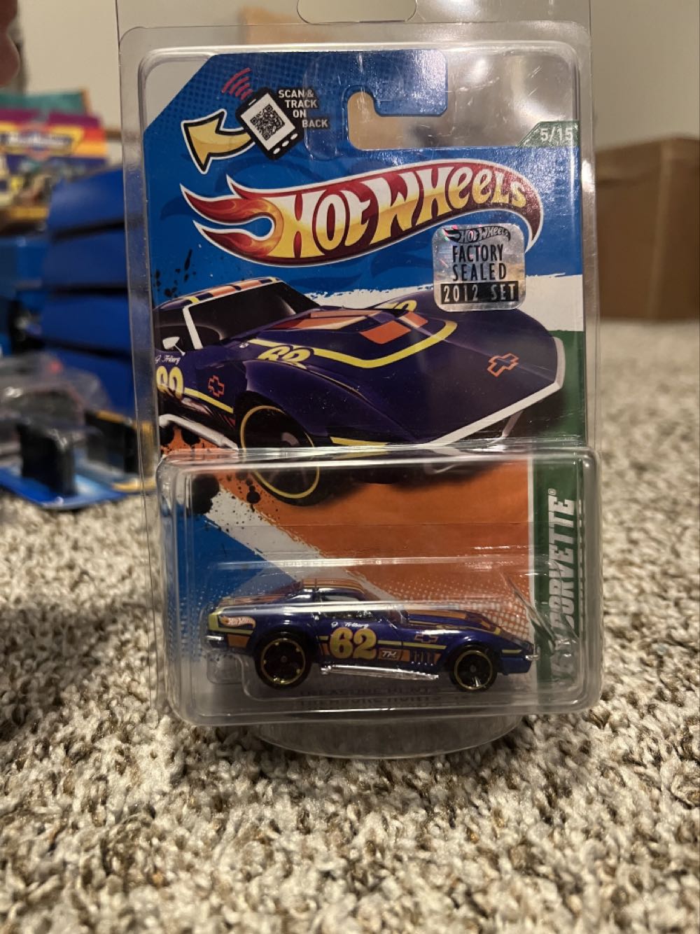 Corvette ‘69 - Mattel (Hotwheels Treasure Hunts ‘12) action figure collectible - Main Image 3