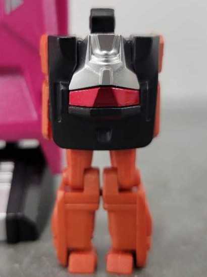 Vorath With Dracula Mindwipe FT-23 Headmaster - Fanstoys (Masterpiece 1987) action figure collectible - Main Image 3