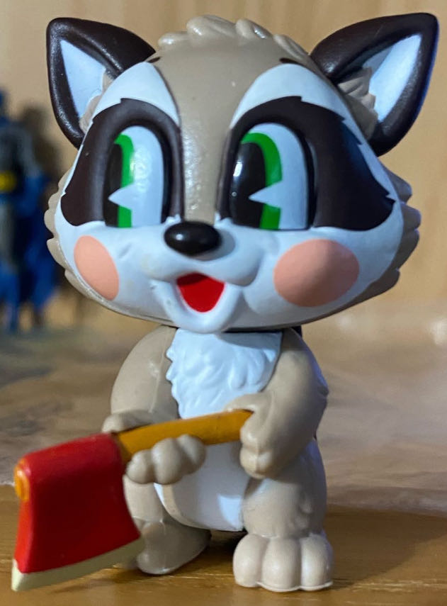 Racoon - villainous valentines action figure collectible - Main Image 2