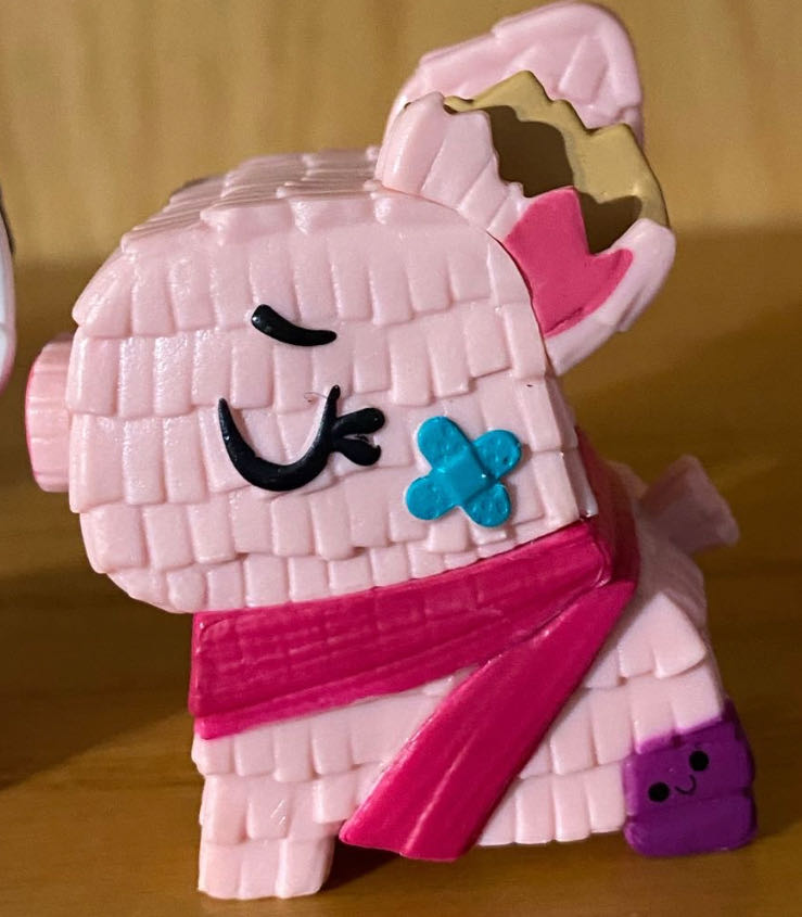 Pink Pig - Pain Party Pinatas action figure collectible - Main Image 2