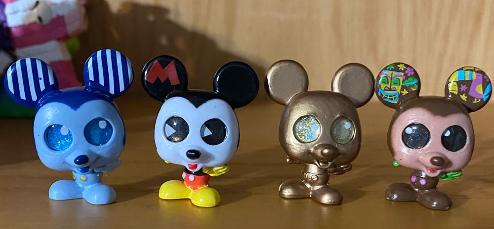 Nightmare Elm St. Mezco Toyz Freddy Plush Cinema Of Fear