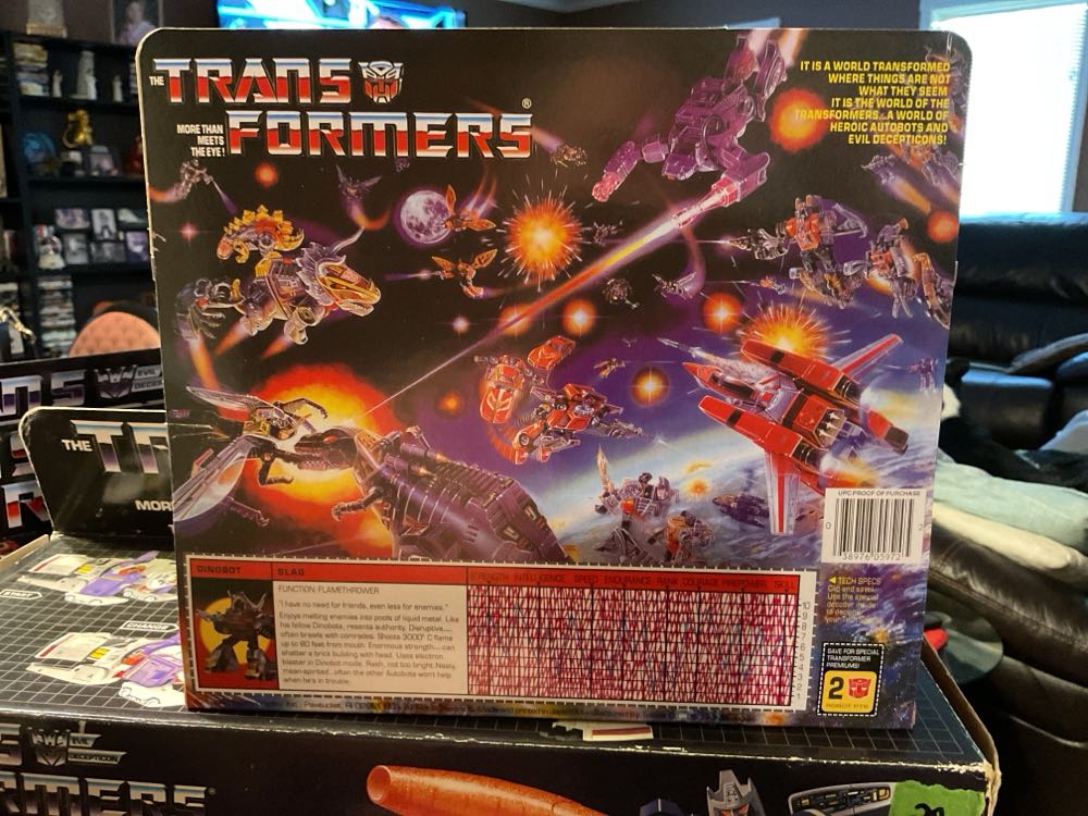 Transformers G1 Slag KO - Hasbro (Transformers) (Transformers G1) action figure collectible - Main Image 3