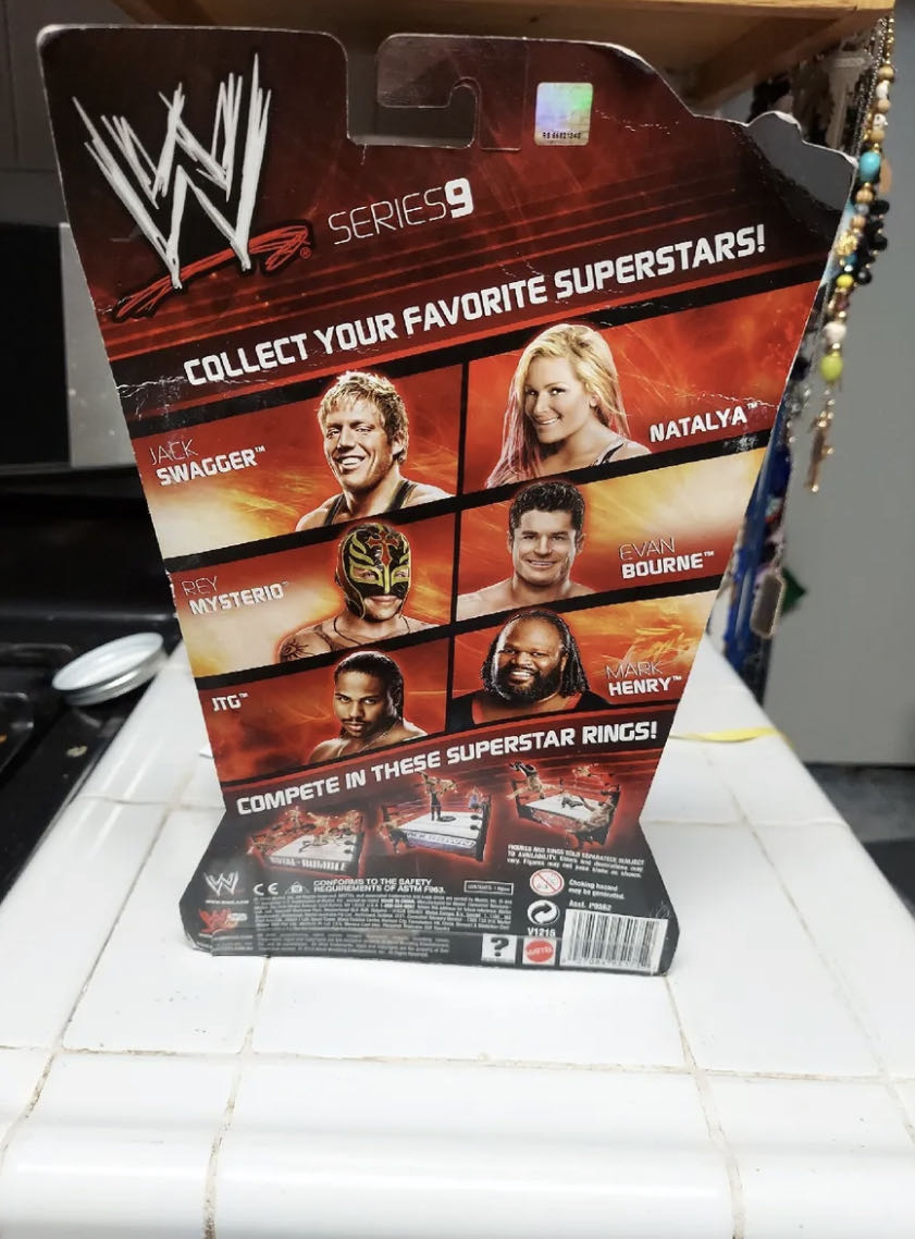 JTG - Mattel (WWE Basic Series 9) action figure collectible - Main Image 2