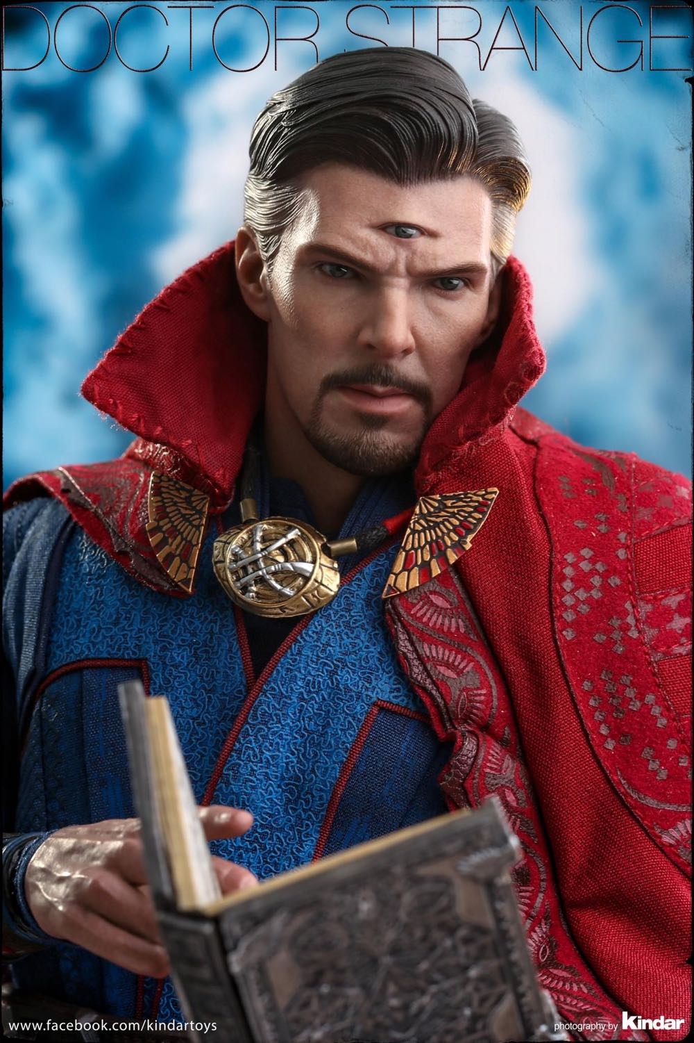 Dr Strange  - Hot Toys (Doctor Strange In The Multiverse Of Madness) action figure collectible - Main Image 3