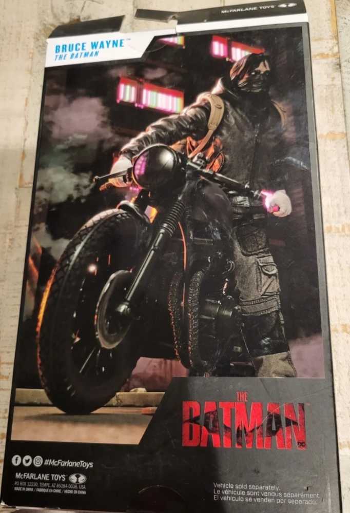 DC Multiverse The Batman BRUCE WAYNE DRIFTER - Todd McFarlane Toys (DC Multiverse) action figure collectible - Main Image 2