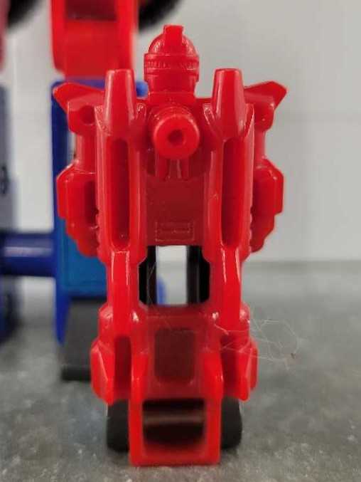 Transformers G1 Crosshairs With Pinpointer Targetmaster - Hasbro (1987) action figure collectible - Main Image 3