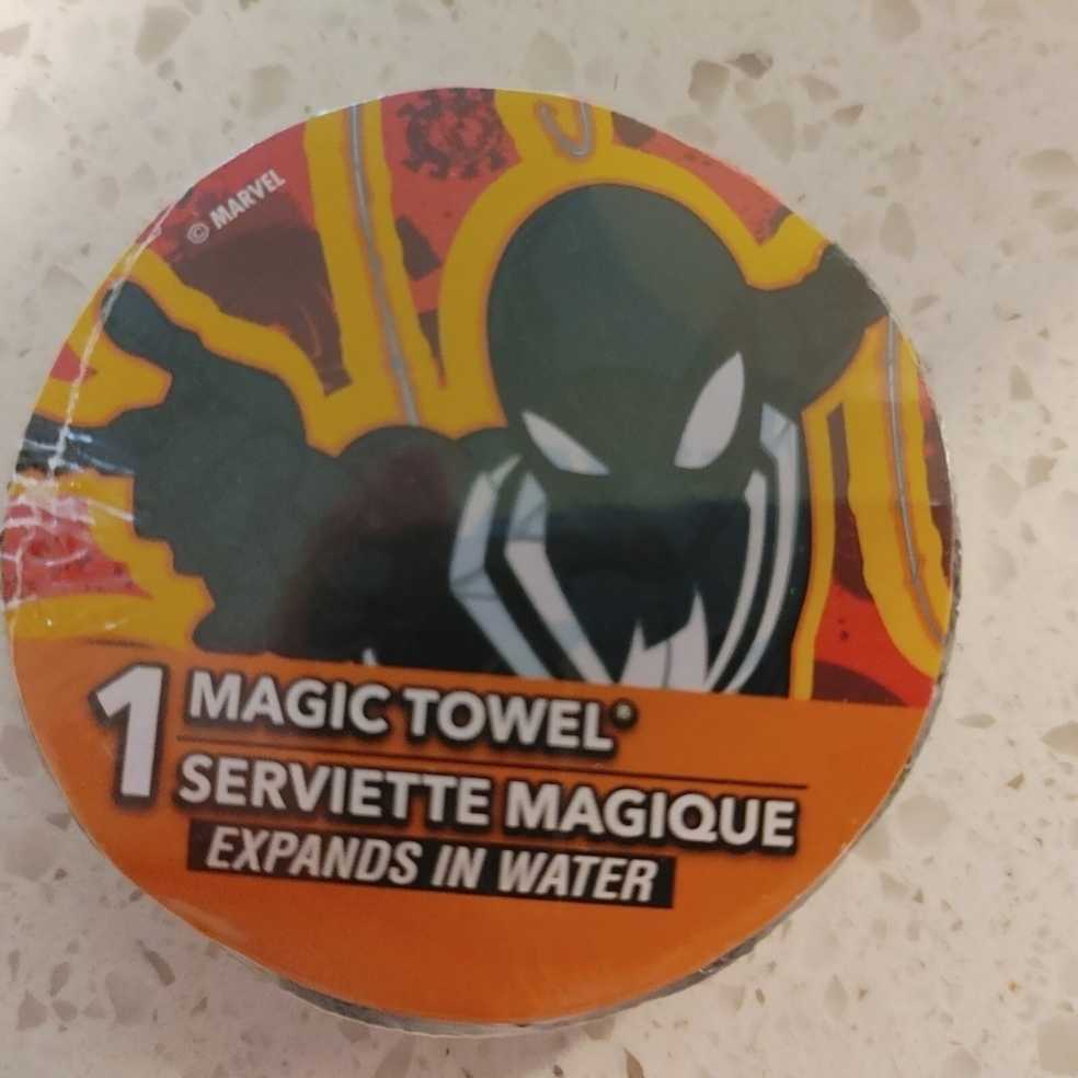 Black Costume Spider-Man Magic Towel   action figure collectible [Barcode 639277869661] - Main Image 2