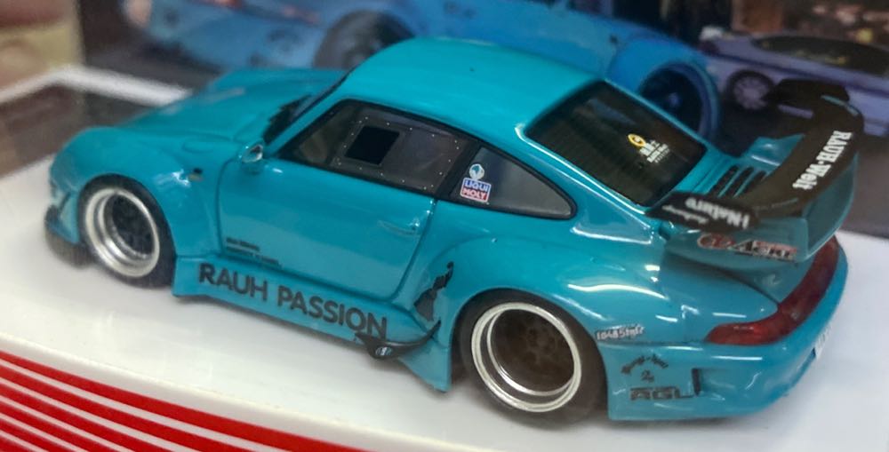 1. Porsche RWB993 Sold - Fuelme (RWB) action figure collectible - Main Image 3