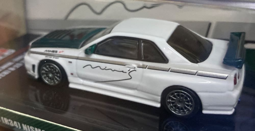 Nissan Skyline R34 Nismo Mines Tune Gt Inno Models Inno64 In64 R34rt Minesgc Green Carbon Car - INNO64 (Mines) action figure collectible [Barcode 9588826265557] - Main Image 3