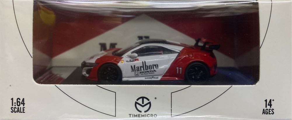 Mario Fire Holding Hat