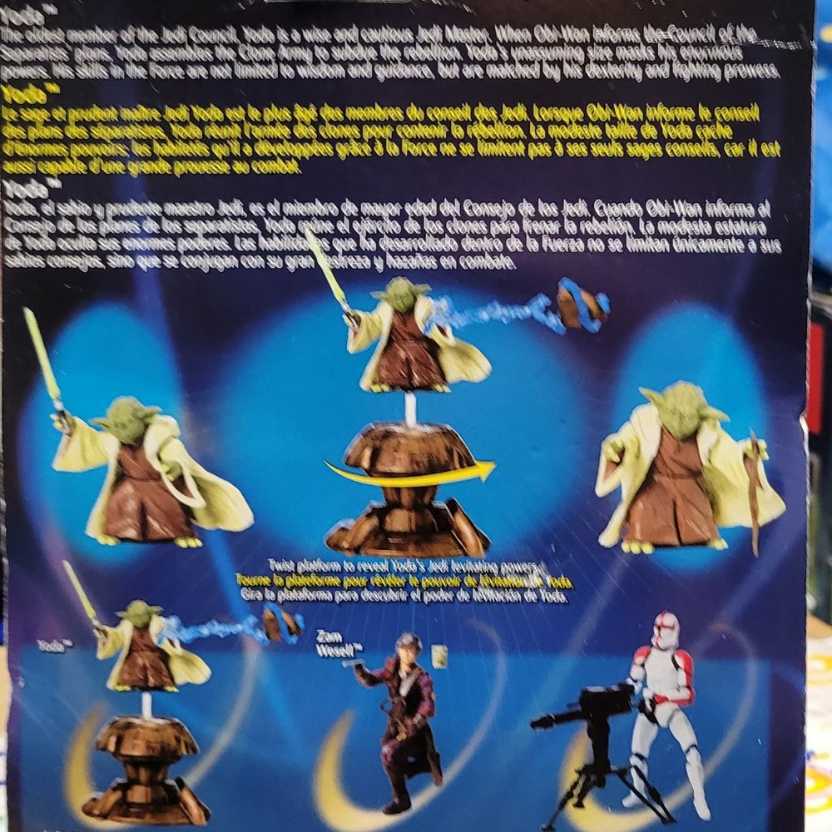 Hall Of Fame Yoda (Battle Geonosis Attack)  (2002-2003 Star Wars Saga) action figure collectible [Barcode 076930847954] - Main Image 2