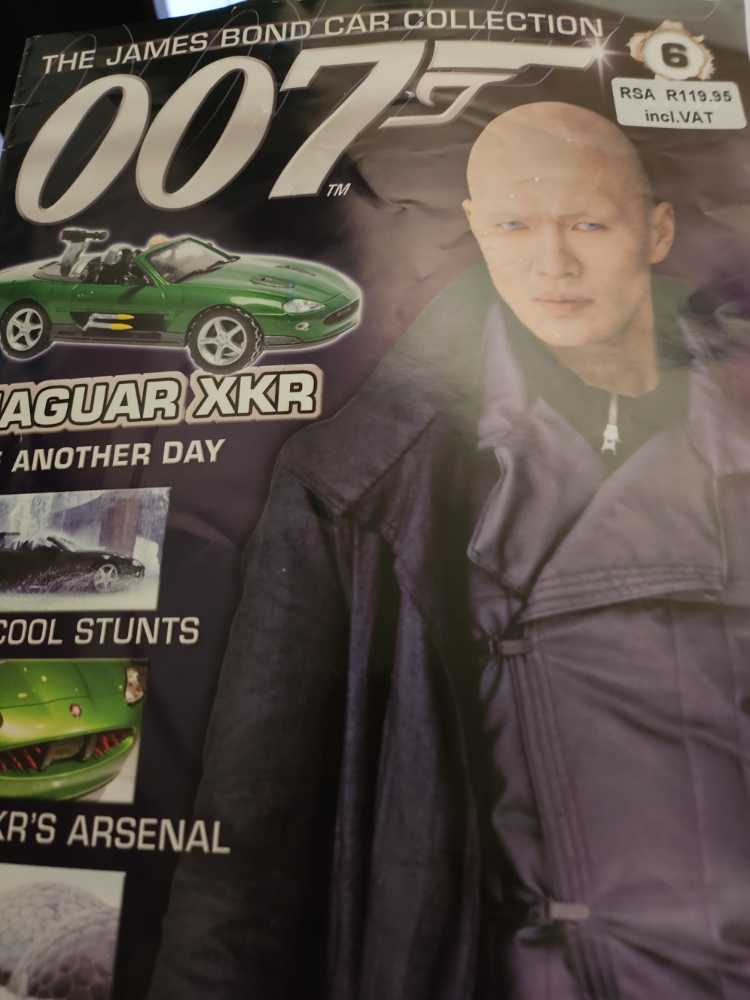 James Bond Car Collection 007 Jaguar XKR Die Another Day Magazine And Model 6  action figure collectible - Main Image 1