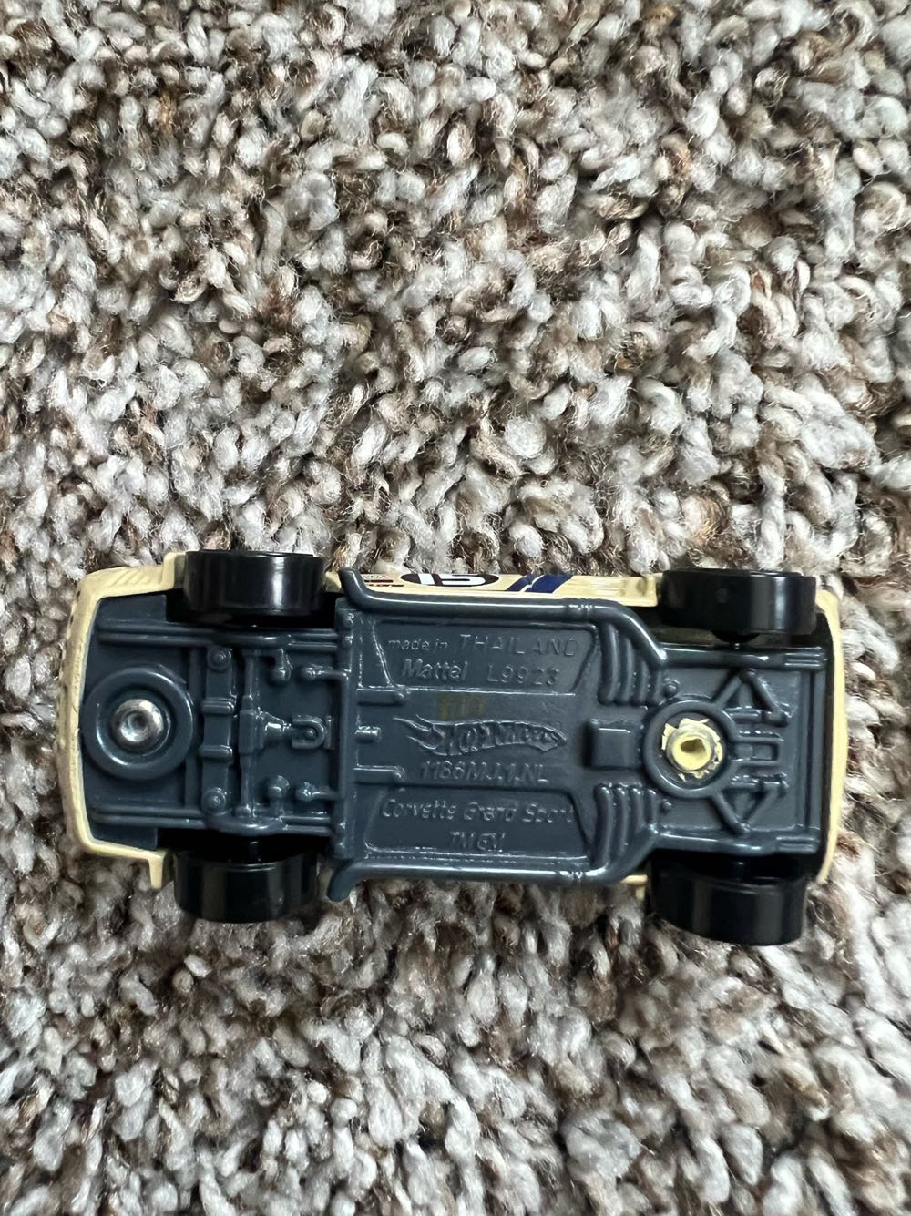 Corvette Grand Sport - Mattel (Hotwheels Loose Grand Sport Corvettes) action figure collectible - Main Image 2