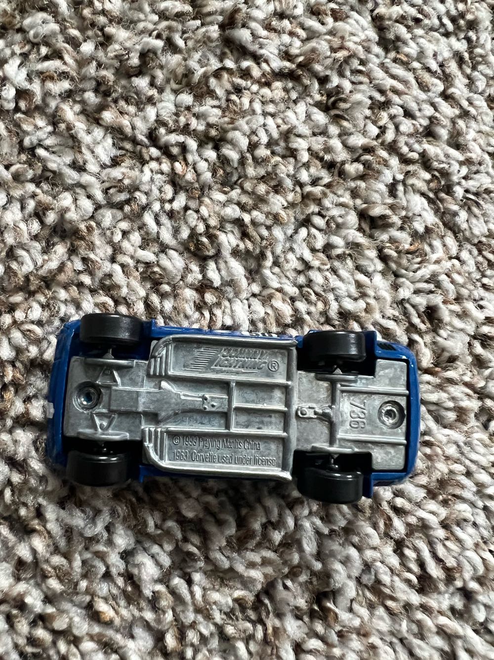 Corvette 60s Stingray - Mattel (Johnny Lightning Loose 60s Corvettes) action figure collectible - Main Image 2