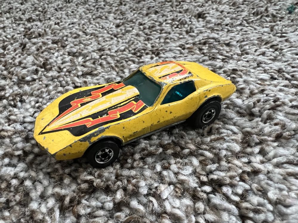 Corvette 1975 Stingray - Mattel (Hotwheels Loose Long Hoods) action figure collectible - Main Image 1