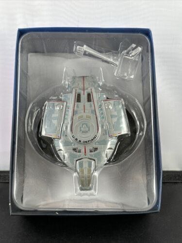 U.S.S. Defiant NX-74205 #09 - Eaglemos Collections (Star Trek) action figure collectible - Main Image 2