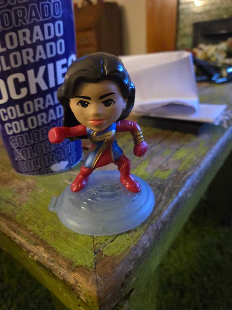 #5 Ms. Marvel  action figure collectible - Main Image 3