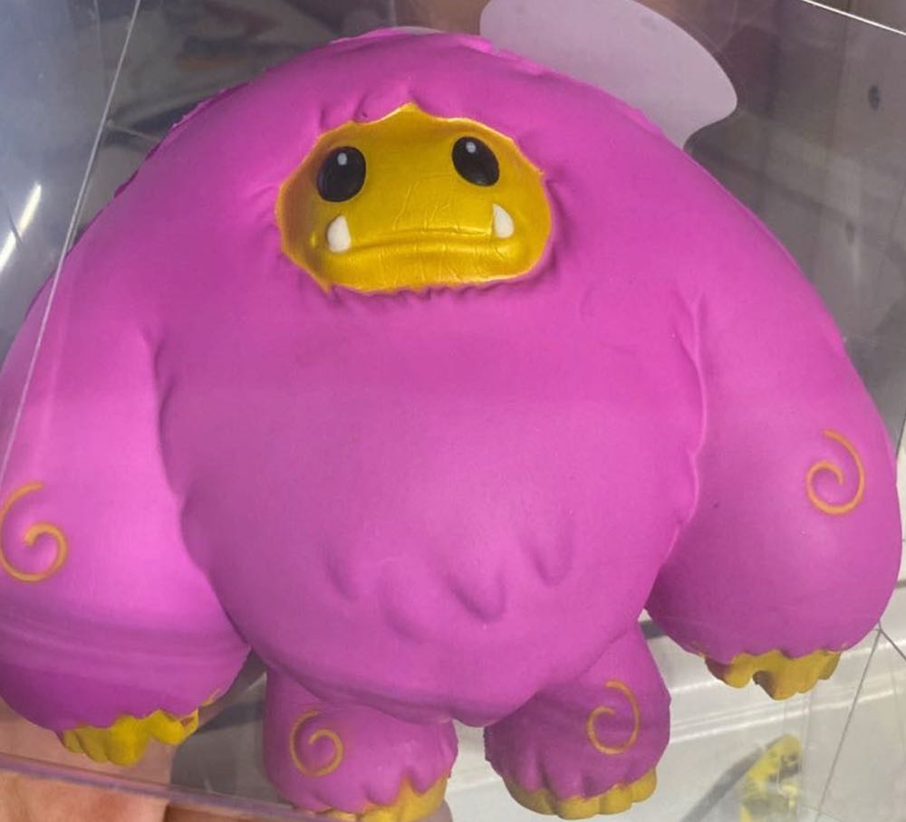 Chomp Squish Pink - Abominable toys action figure collectible - Main Image 2