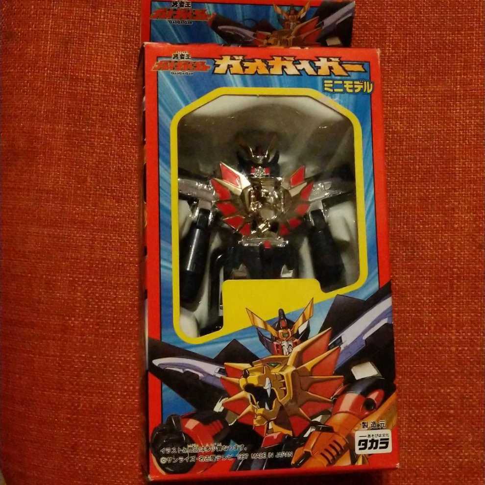 Popmart Zsiga Walking Into The Forest Series Pop Mart