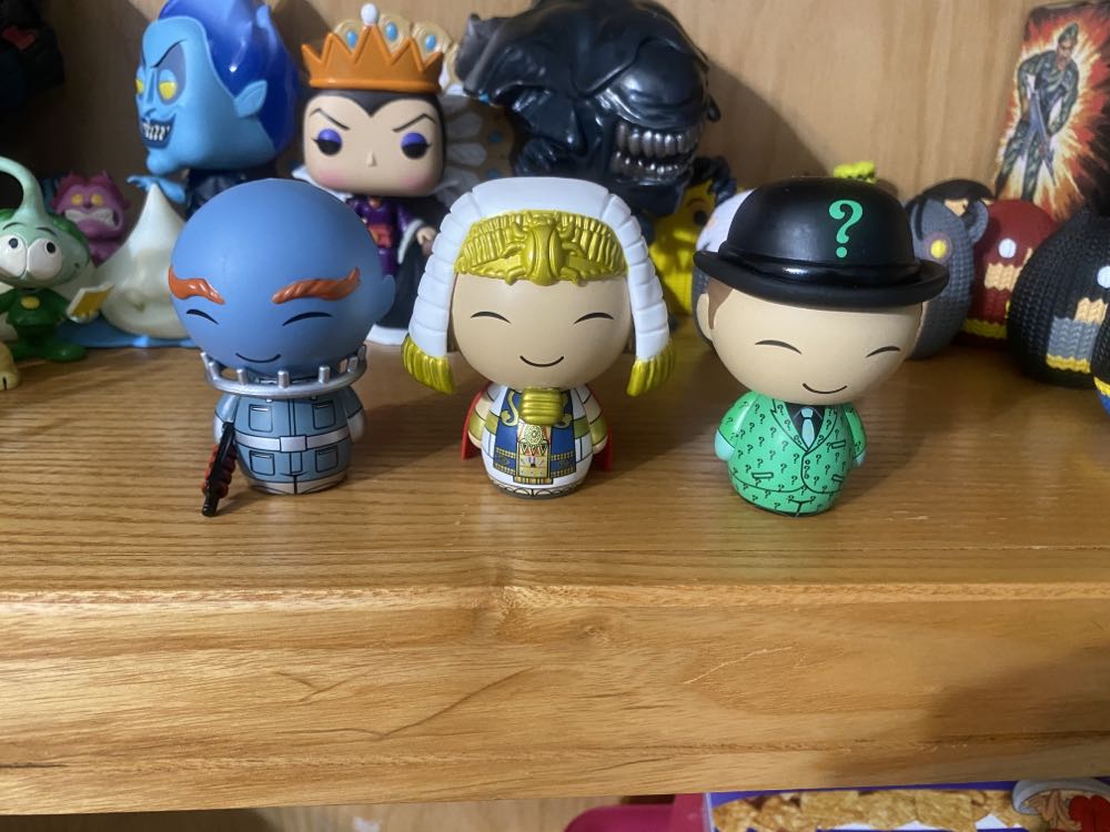 Monopoly: Star Wars The Child Edition Board Game For Families And Kids Ages 8 And Up Featuring The Child Who Fans Call Baby Yoda