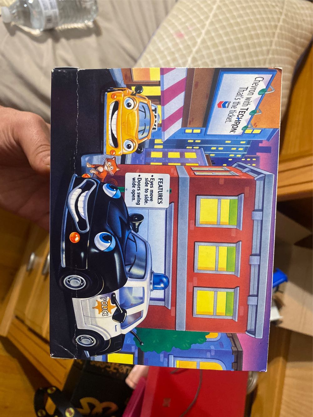 Patty Patrol - Chevron action figure collectible [Barcode 715099299050] - Main Image 4