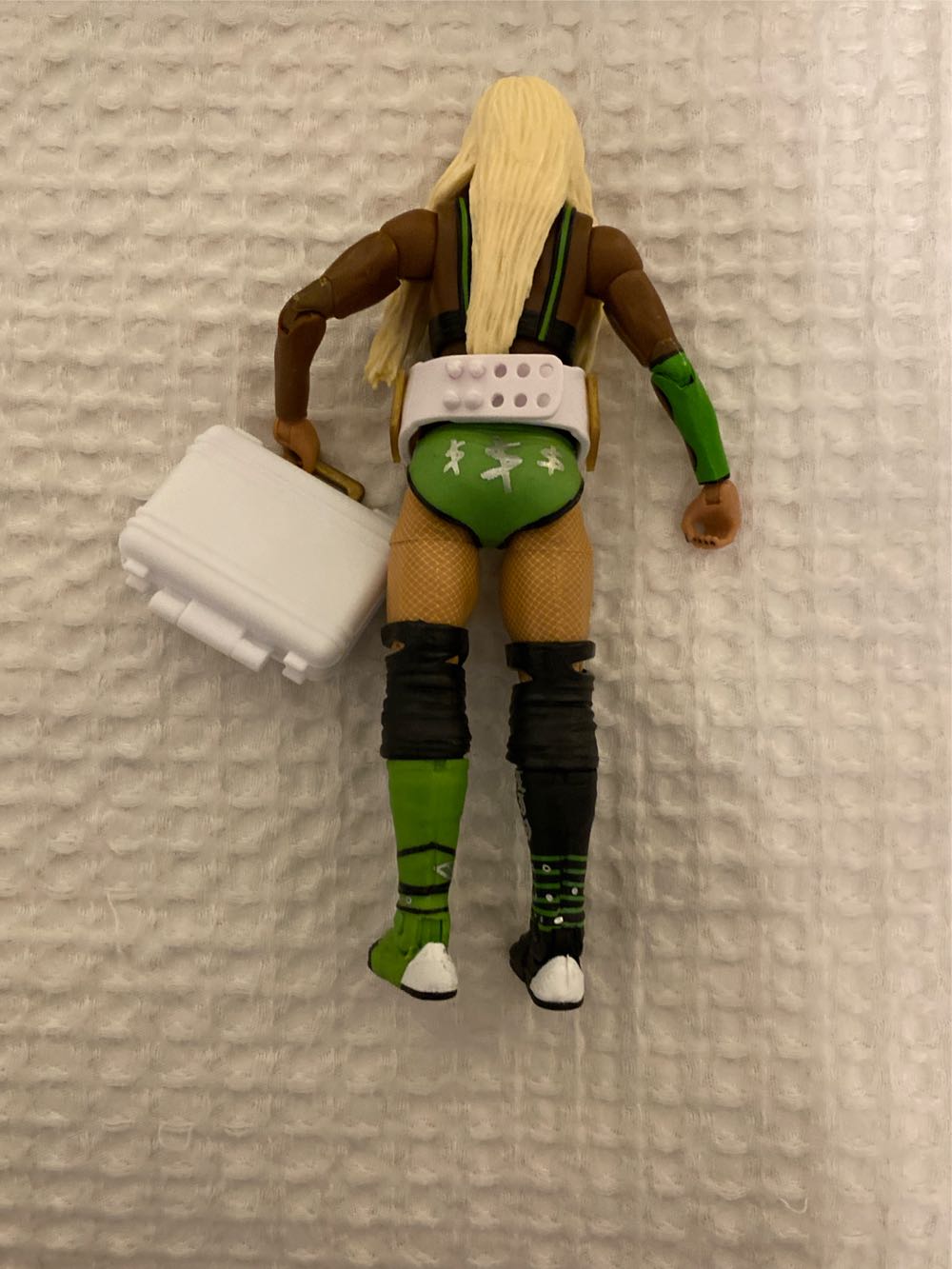 Liv Morgan Elite 103 - Mattel (WWE Elite Series 103) action figure collectible [Barcode 194735105526] - Main Image 2