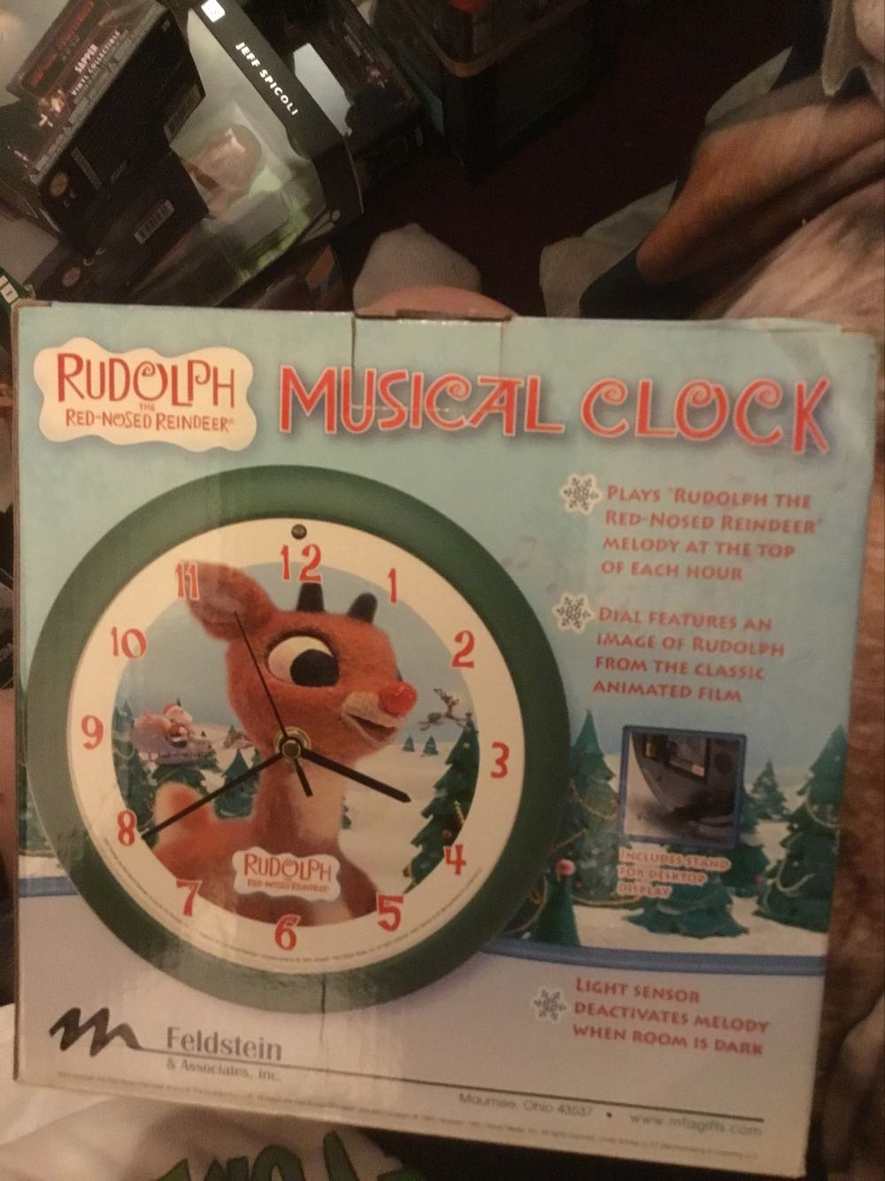 Rudolph The Red Nosed Reindeer Musical Clock Guc - Feldstein (Rudolph The Red Nose Reindeer) action figure collectible [Barcode 789683002876] - Main Image 2