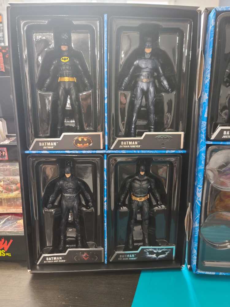 Mcfarlane Dc Multiverse Wb100 The Ultimate Movie Collection  - McFarlane Toys™ (Comic Book) action figure collectible - Main Image 2