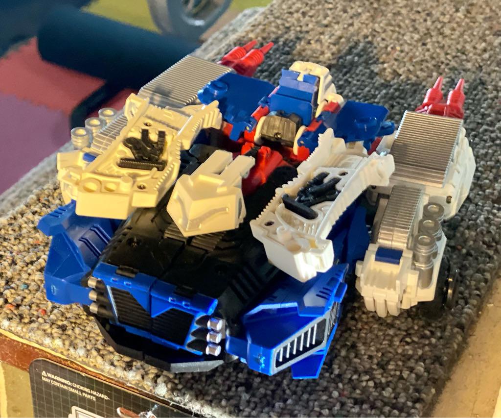 Greatshot - Uberbots (Autobot) action figure collectible - Main Image 2