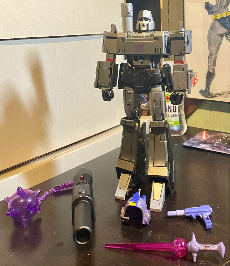 Megatron (G1) - Takara Tomy (Decepticon) action figure collectible - Main Image 2