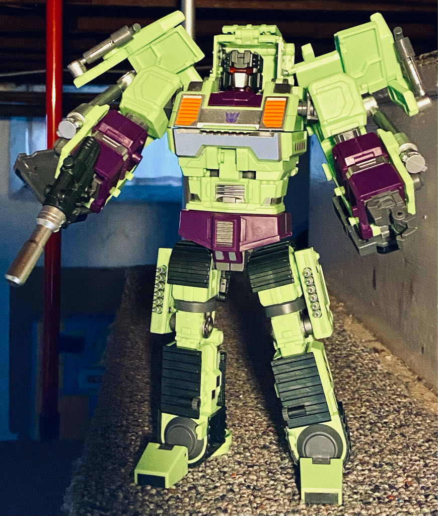 Scavenger - Jin Bao (Decepticon) action figure collectible - Main Image 2