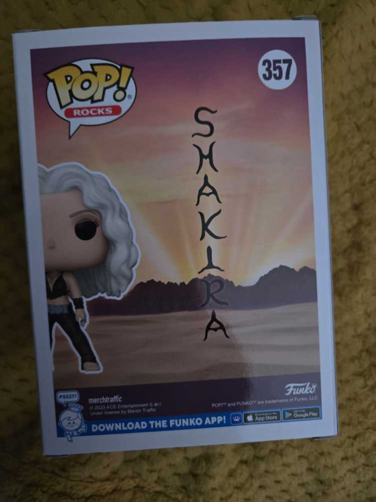 Shakira - Whenever Wherever # 357 - Funko (Funko Pop! Rocks) action figure collectible [Barcode 889698725835] - Main Image 2