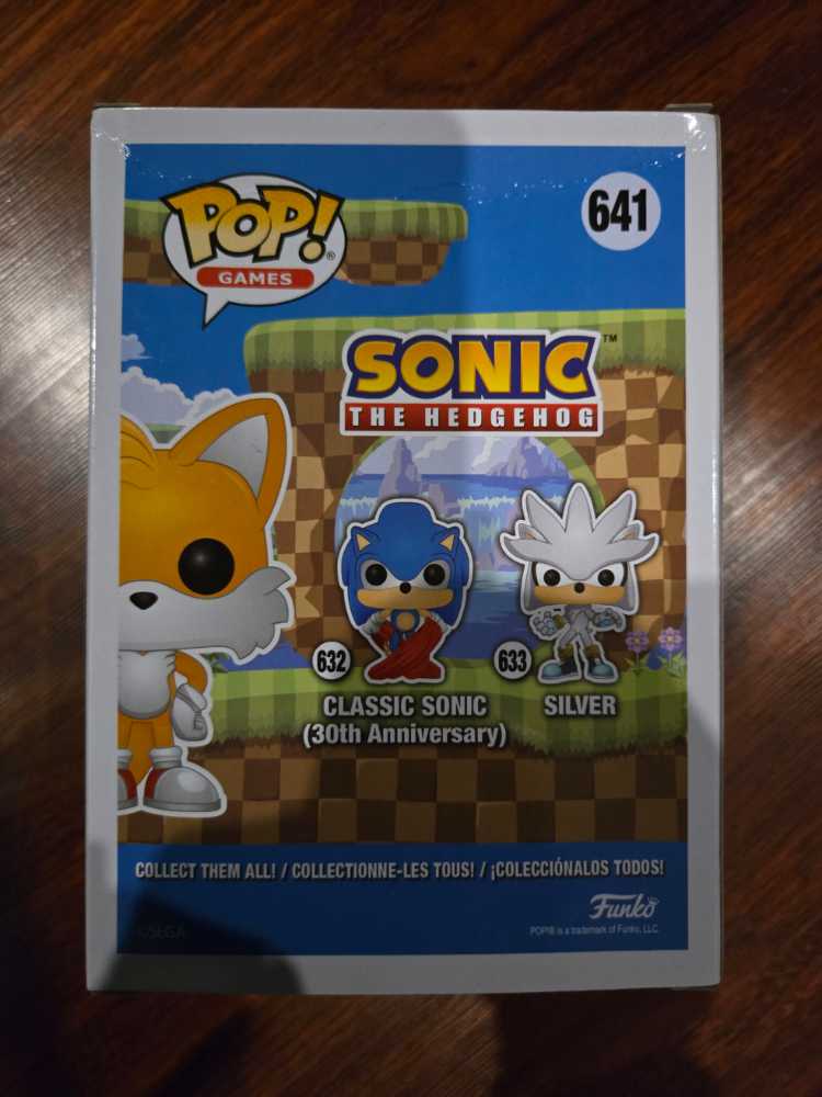 Sonic The Hedgehog: Tails #641  - Funko (Sonic The Hedgehog) action figure collectible [Barcode 889698545808] - Main Image 2