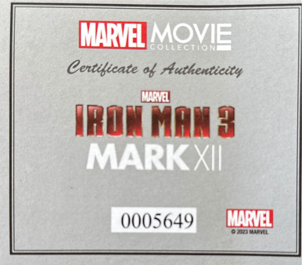 Iron Man  (Iron Man 3) action figure collectible - Main Image 2