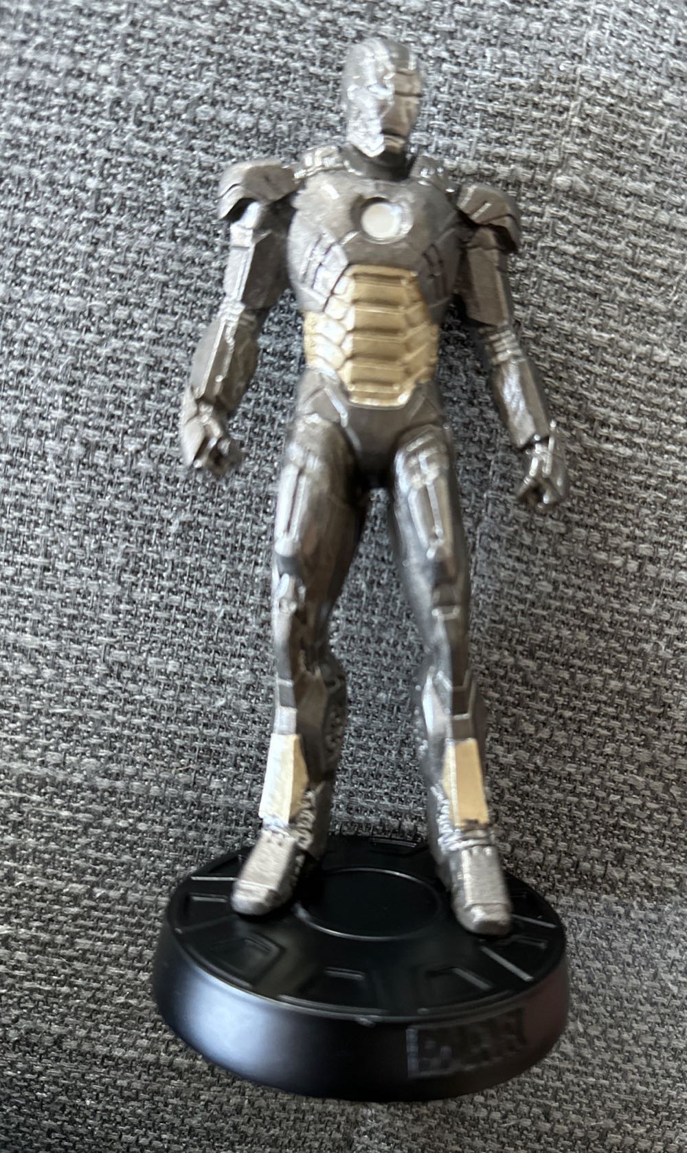 Iron Man  (Iron Man 3) action figure collectible - Main Image 4