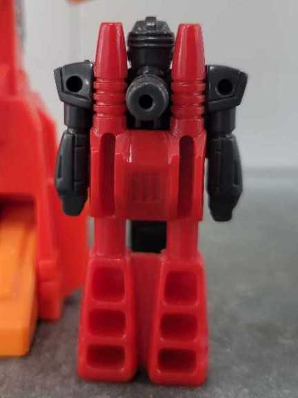 Spoilsport With Sureshot Targetmaster  - Hasbro (1987) action figure collectible - Main Image 3