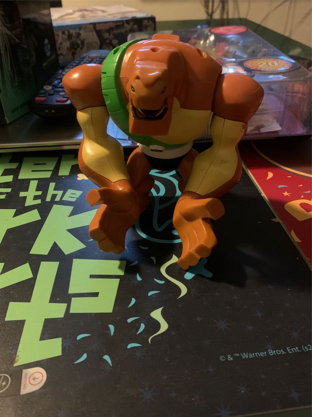 Humungosaur  (Ben 10) action figure collectible - Main Image 3