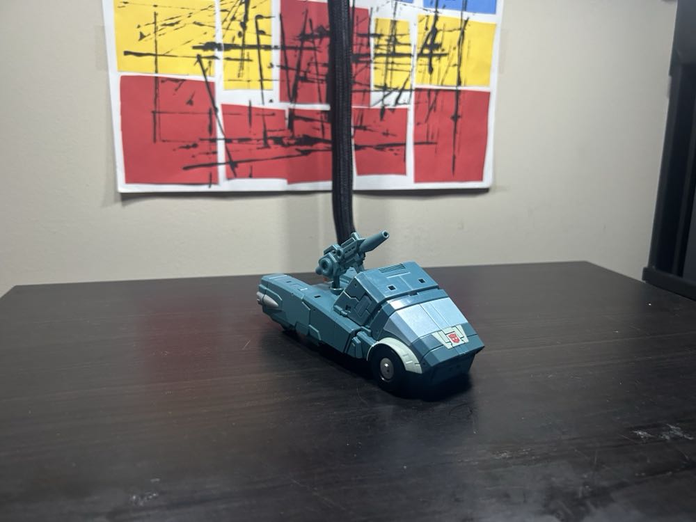 Kup - Fans Toys (Autobot) action figure collectible - Main Image 3