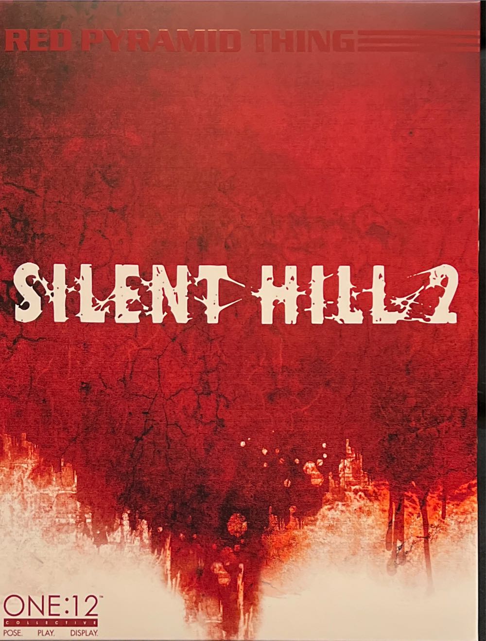 Silent Hill 2: Red Pyramid Thing - Mezco (Silent Hill) action figure collectible [Barcode 696198755039] - Main Image 2