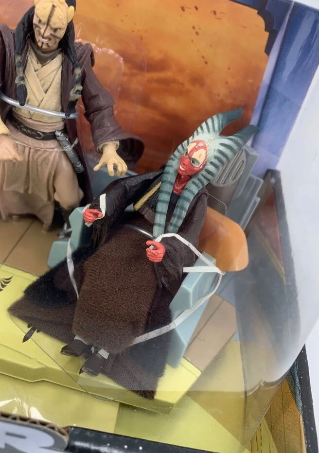 Shaak Ti (Jedi High Council) - OTC - Scene Pack #4 (TRU Exclusive) - Hasbro (Star Wars Episode II Attack of the Clones) action figure collectible - Main Image 3