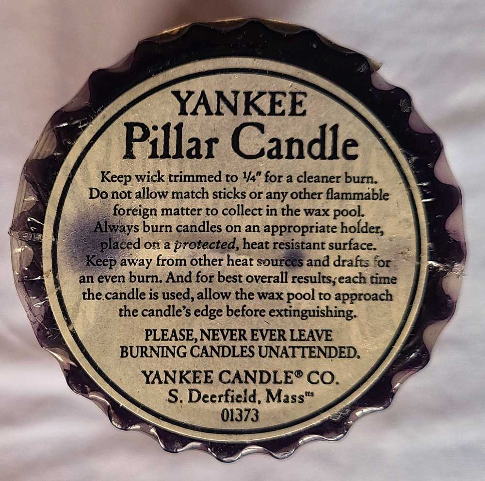 CANDLE: Halloween Yankee Haunted House 1992 Pillar - Yankee Candle (Halloween Candles) action figure collectible - Main Image 2